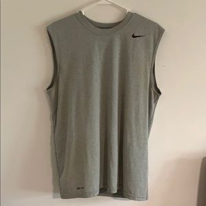 Men’s muscle tank